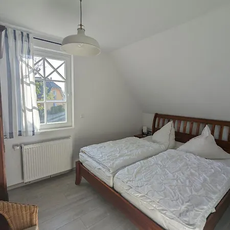 Dünenrose Ferienhaus Born